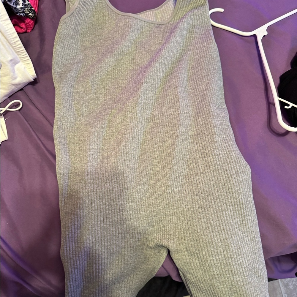 Romper bundle - Picture 4 of 4